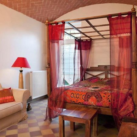 Apartmán La Bretauche Checy Exteriér fotografie